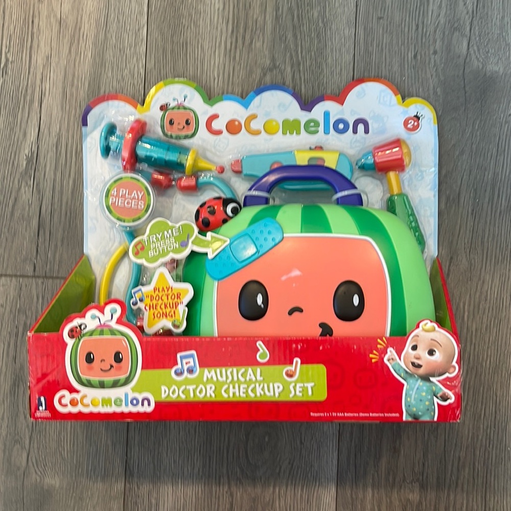 Cocomelon check 4 piece up set